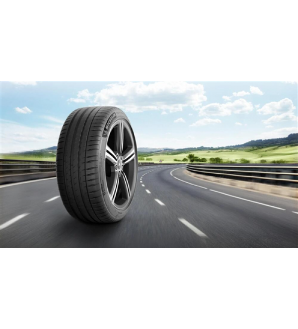 235/40R18 95Y XL PILOT SPORT 4
